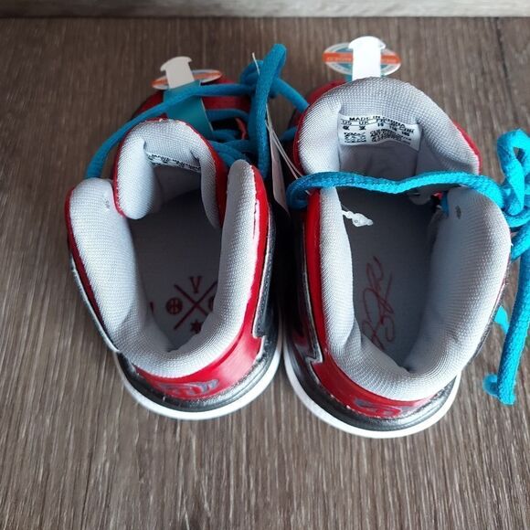 Adidas D Rose 5 GS (C76266) Basketball Shoe Size 4K - Picture 5 of 11